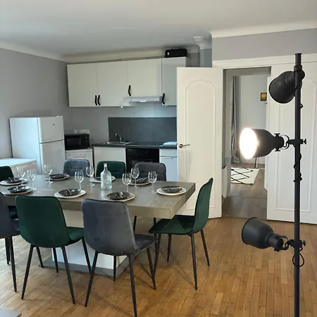 Spacieux 4 - Proche Centre Et Chu Apartment